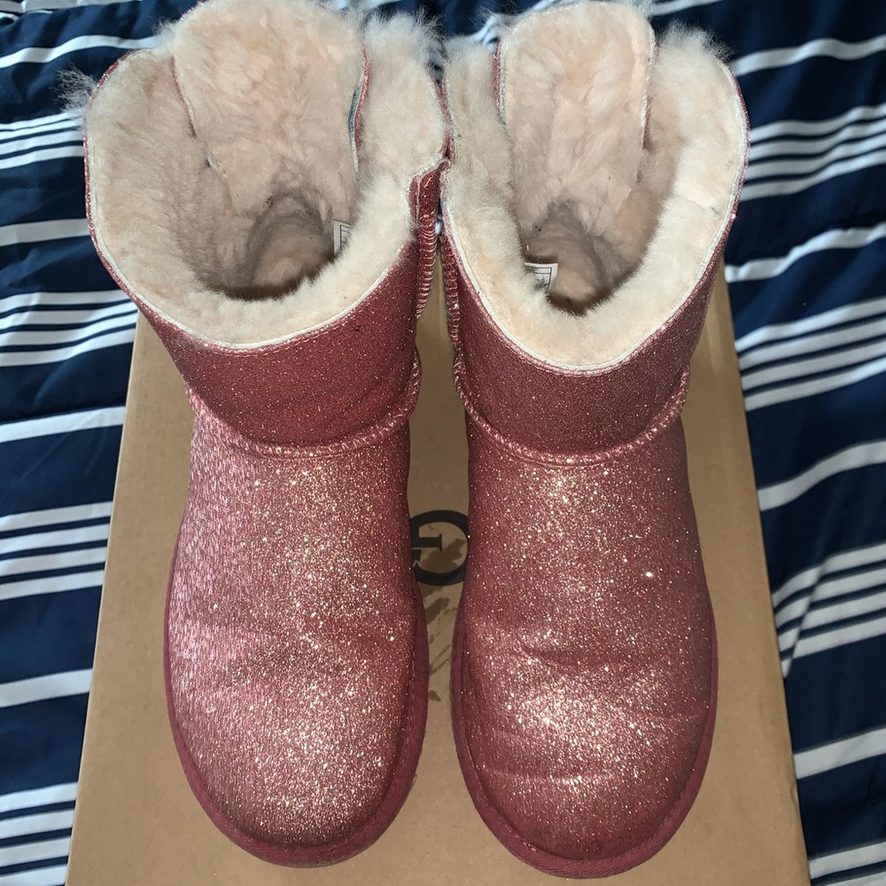 Sparkle Mini Bailey Bow Uggs